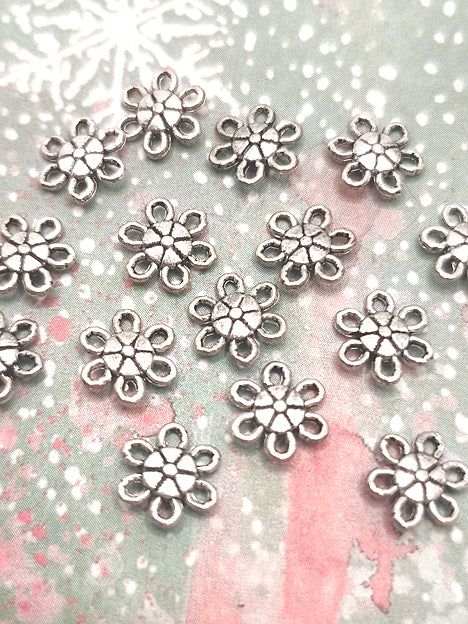 8x8mm Verbinder Metall Silber - Blümchen