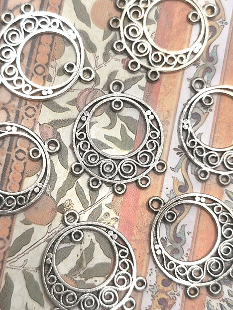 20x25mm Schmuckverbinder Metall Silber - Swirl Chandelier