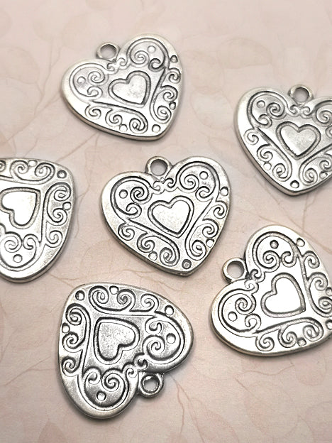 20x18mm Anhänger Metall Silber - Heart Swirls