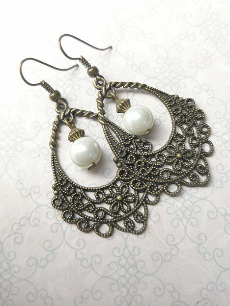 Ohrringe | Bronze Floral White Pearl