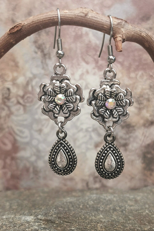 Earrings - ShinyFlowerAndADrop